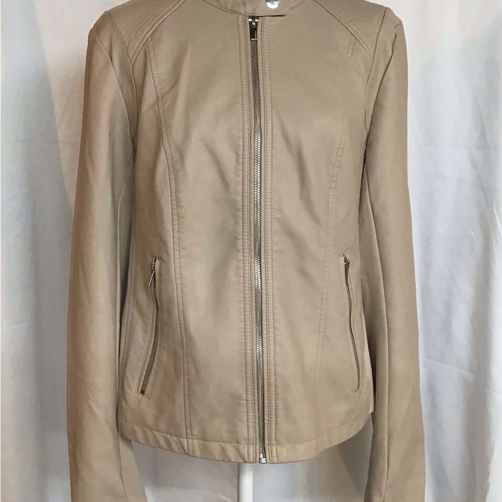 NWT Express vegan leather zip jacket. Super cute. Never used.